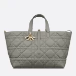 DIOR / LARGE DIOR TOUJOURS BAG Stone Gray Macrocannage Calfskin M2820OSHJ_M41G