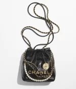 CHANEL / CHANEL 22 MINI HANDBAG Shiny Crumpled Calfskin & Gold-Tone Metal Black Ref.  AS3980 B10672 94305