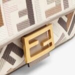 FENDI Hot Classic Baguette - 图片 5