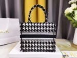 Dior book tote tote package