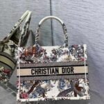 Dior tote Magpie White Limited Collection size: 36 * 18 * 28cm