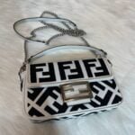 FENDI 2023 latest BAGUETTE bag with Chain strap F2029 Size:19-5-15CM - 图片 4