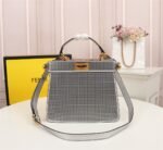 FENDI Iseeu Clip bag size:33* 24.5cm/ 24 *20cm