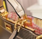 FENDI Iseeu Clip bag size:33* 24.5cm/ 24 *20cm - 图片 3