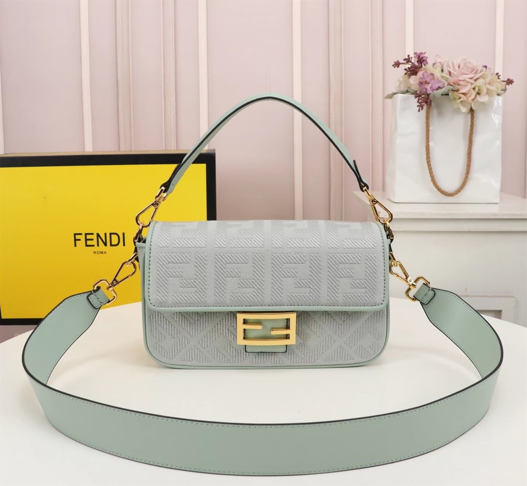 i1681450235_9016_0 FENDI Baguette F embroidery Light Green shoulderbag F2029 Size: 26*5*15CM - 图片 1
