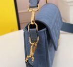 FENDI Baguette F embroidery Light Blue shoulderbag F2029 Size: 26*5*15CM - 图片 4
