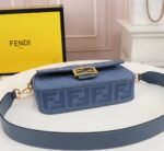 FENDI Baguette F embroidery Light Blue shoulderbag F2029 Size: 26*5*15CM - 图片 8