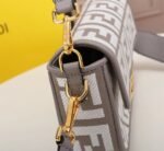 FENDI Baguette F embroidery colors shoulderbag F2029 Size: 26*5*15CM - 图片 4