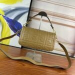 FENDI BAGUETTE Embossed design Ginger Handbag F0191 Size: 26x5x15cm - 图片 8