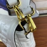 FENDI BAGUETTE Embossed design White Handbag F0191 Size: 26x5x15cm - 图片 7