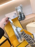 FENDI Patent leather half moon bag Sliver and gold with chain strap Size: 34*16cm - 图片 3