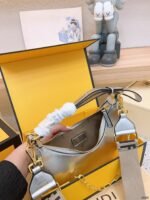 FENDI Patent leather half moon bag Sliver and gold with chain strap Size: 34*16cm - 图片 5