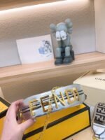 FENDI Patent leather half moon bag Sliver and gold with chain strap Size: 34*16cm - 图片 8