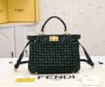 FENDI peekaboo knit Classic handbag 0363 Size: 23*7*18cm