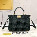 FENDI peekaboo knit Classic handbag 0363 Size: 23*7*18cm