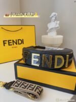FENDI half moon bag Underarm bag Black Size: 28*16cm - 图片 5