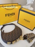 FENDI half moon bag Underarm bag Size: 28*16cm - 图片 7