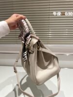 Hermès Birkin Togo Calf Gold Hardware Cream White size: 30????????/ 25???????? - 图片 4