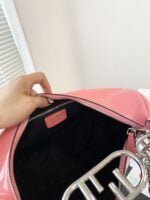FENDI Patent leather half moon bag Pink Size: 34*16cm - 图片 3