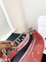 FENDI Patent leather half moon bag Pink Size: 34*16cm - 图片 4