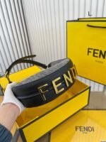 FENDI half moon bag underarm bag Size: 20*10cm /25*13cm - 图片 5