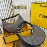 FENDI half moon bag underarm bag Size: 20*10cm /25*13cm