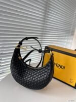 FENDI Woven half moon bag underarm bag 68043 68059 Size: 24*13cm/19*10cm