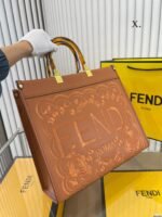 FENDI Tote bag Black Size: 35*31cm - 图片 2