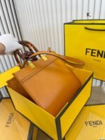 FENDI Tote bag Black/Brown/White Size: 25*22cm - 图片 4