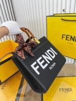 FENDI Tote bag canvas Black/White/Dark Green Size: 25*22cm - 图片 4
