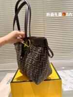FENDI Origami Shopping bag size：26*28cm - 图片 7