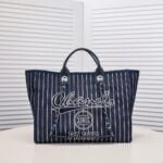 Chanel new beach bag denim bag navy blue 67178-7size: 48*38*30*14cm