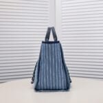 Chanel new beach bag denim bag Black with little wallet size: 48*38*30*14cm - 图片 3