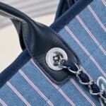 Chanel new beach bag denim bag Black with little wallet size: 48*38*30*14cm - 图片 7