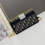 Dior 30 Montaigne Clamshell canvas crossbody bag Shoulder bag 1Y0282 size: 21.5*12*6cm - 图片 3