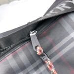 Burberry canvas Chest pack bag size: 16*30cm - 图片 5