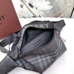 Burberry canvas Chest pack bag size: 16*30cm - 图片 2