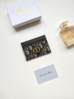 DIOR Montaigne Card holder S2152 size: 10.5*7.5cm