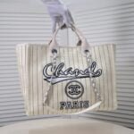 Chanel new beach bag denim bag White with little wallet size: 48*38*30*14cm - 图片 2