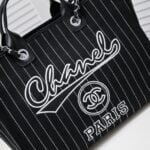 Chanel new beach bag denim bag Black with little wallet size: 48*38*30*14cm - 图片 6