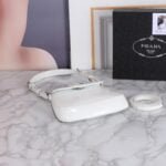 Prada hobo cleo Patent leather 611 white size:22*13cm - 图片 7