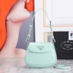 Prada hobo cleo Patent leather 611 Mint green size:22*13cm