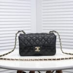 Chanel Cowhide with caviar with gold hardware 1116 size: 20*14*7cm/25.5*16*6.5cm/30*18*8cm