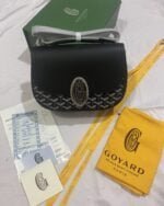 Goyard Goyardine Shell bag Black Size: 26*18*8cm