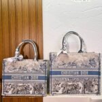 Dior book tote 3D Three-dimensional relief embroidery size: 41cm/36cm