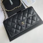 Chanel chain crossbody bag Cowhide with diamond lattice caviar gold hardware black A50076 size: 18*10.5*3.5cm