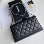 Chanel chain crossbody bag Cowhide with diamond lattice sliver hardware black A50076 size: 18*10.5*3.5cm - 图片 2