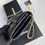 Chanel chain crossbody bag Cowhide with diamond lattice gold hardware black A50076 size: 18*10.5*3.5cm - 图片 4