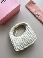 MiuMiu hobo wander sheepskin handbag size: 20*13*6cm - 图片 4