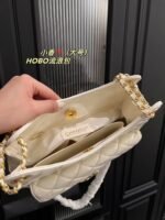 Chanel HOBO bag Oil wax leather white 3690 size: 22*20cm - 图片 3